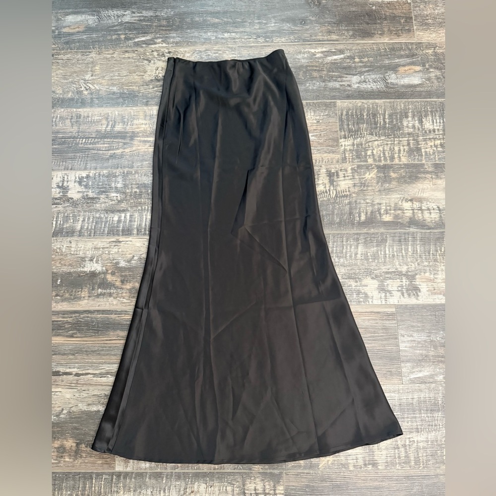 NWT COMMENSE Elegant Black Maxi Skirt - Picture 2 of 4
